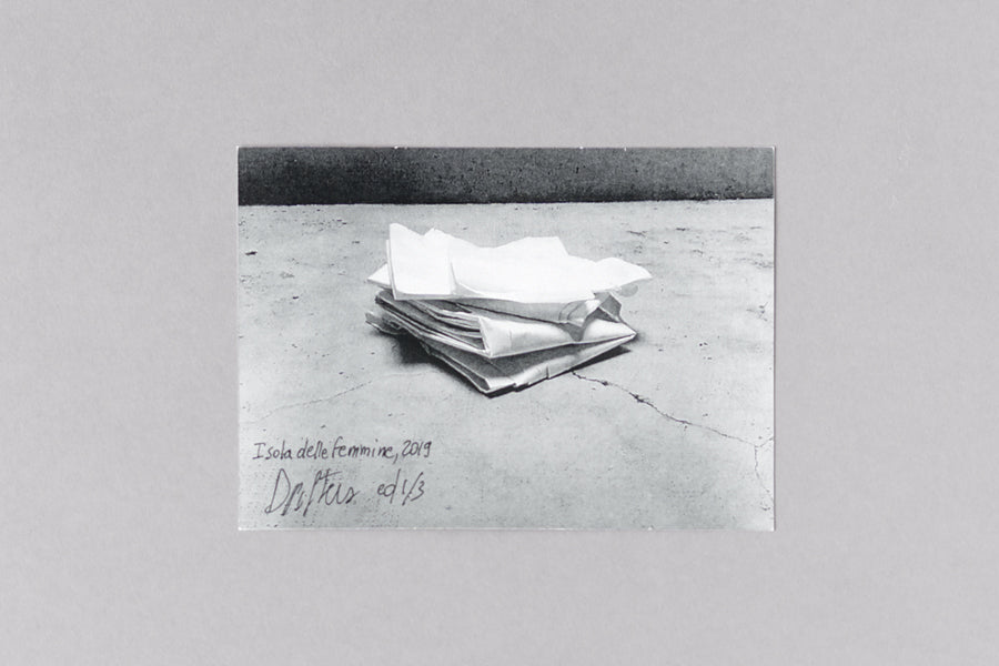 Cartoline d'artista fuoriregistro * #SalutiDallIsolaDelleFemmine [Collector's Edition]